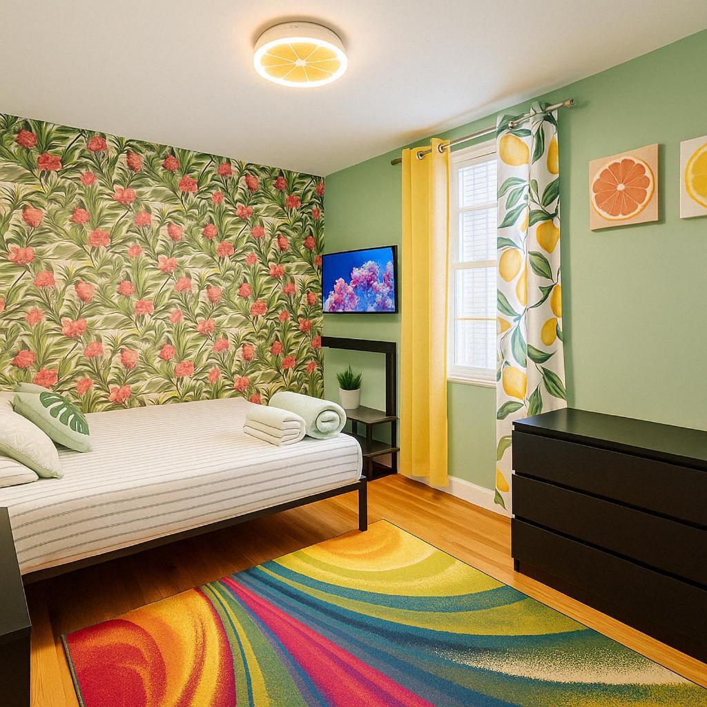 Tropical Comfort Room In Harlem Cozy Stay With Snacks & Style Нью-Йорк Екстер'єр фото